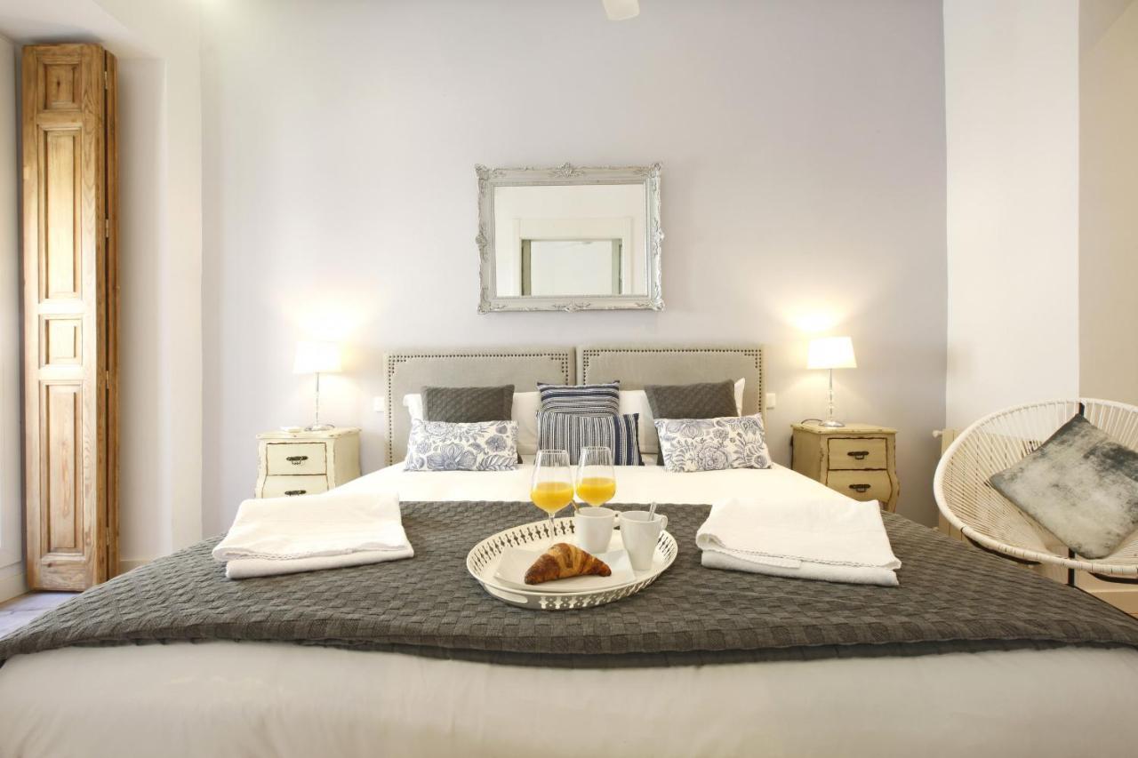 Apartmán Reina Sofia Boutique I Madrid Exteriér fotografie
